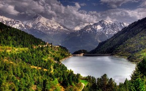 Green Mountain and Snowy Mountain and Dam wallpaper