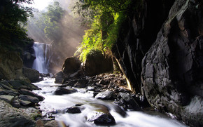 Nei-Dong Waterfall