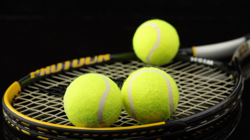Tennis Balls wallpaper