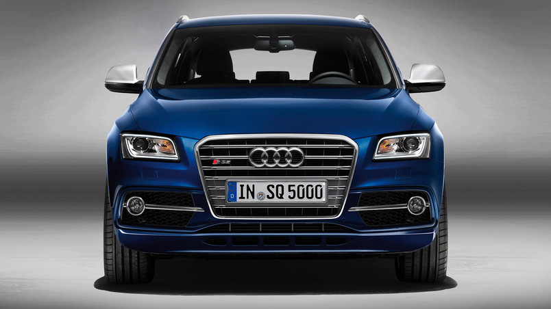 Blue Audi SQ5 TDI Front wallpaper