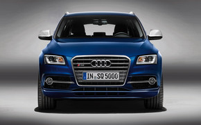 Blue Audi SQ5 TDI Front wallpaper
