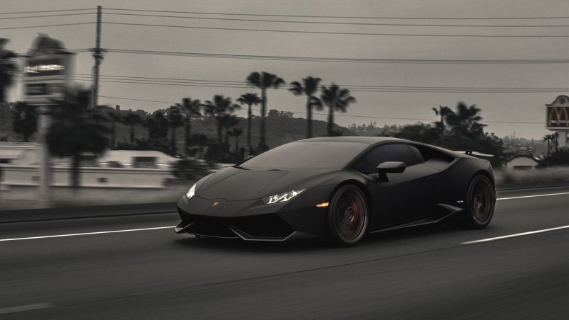 Dark Lamborghini Huracan wallpaper