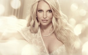 Britney Spears Glamouros