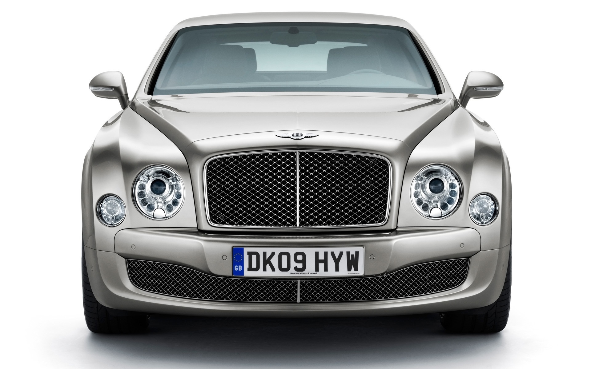 2010 Bentley Mulsanne Front for 1920 x 1200 widescreen resolution