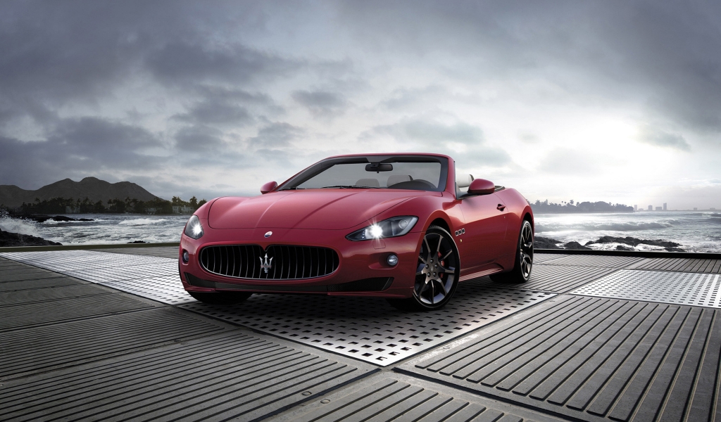 2011 Maserati GranCabrio Sport for 1024 x 600 widescreen resolution