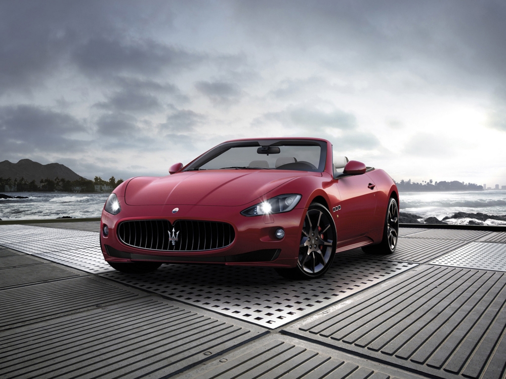 2011 Maserati GranCabrio Sport for 1024 x 768 resolution
