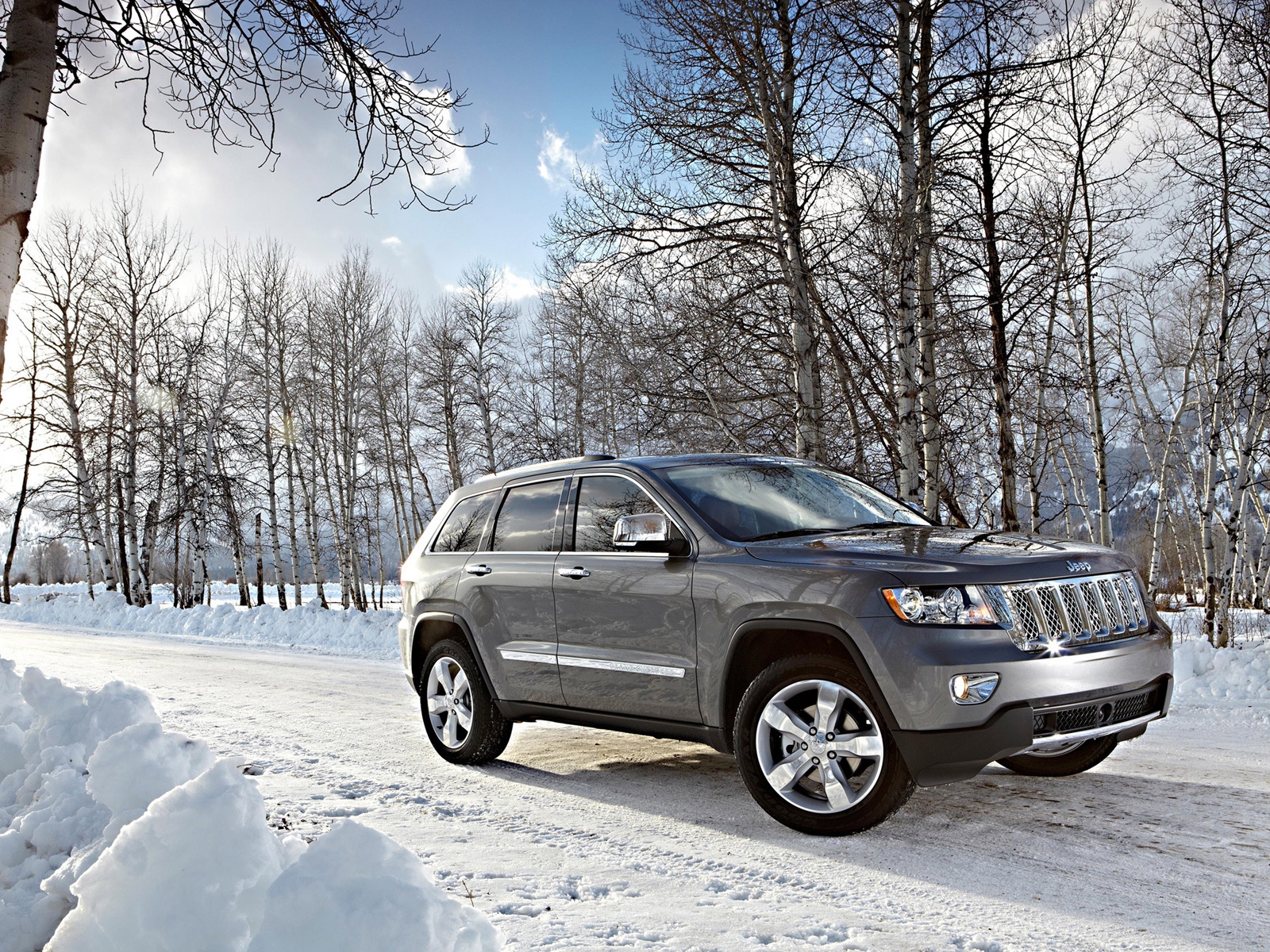 2012 Jeep Grand Cherokee for 1600 x 1200 resolution