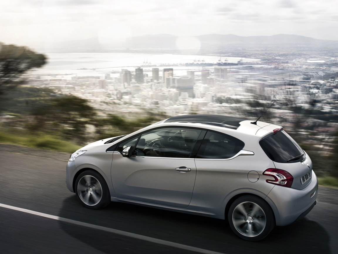 2012 Peugeot 208 for 1152 x 864 resolution