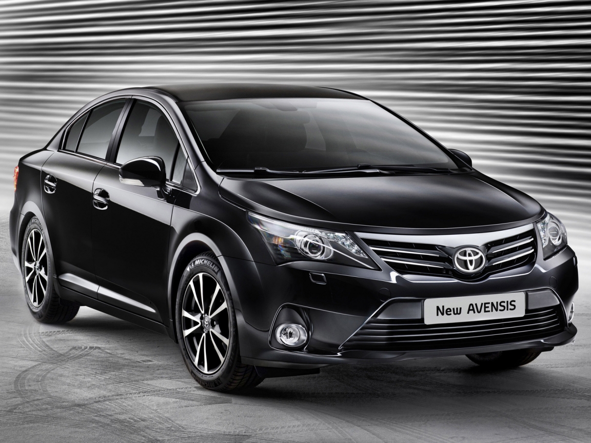 2012 Toyota Avensis for 1152 x 864 resolution