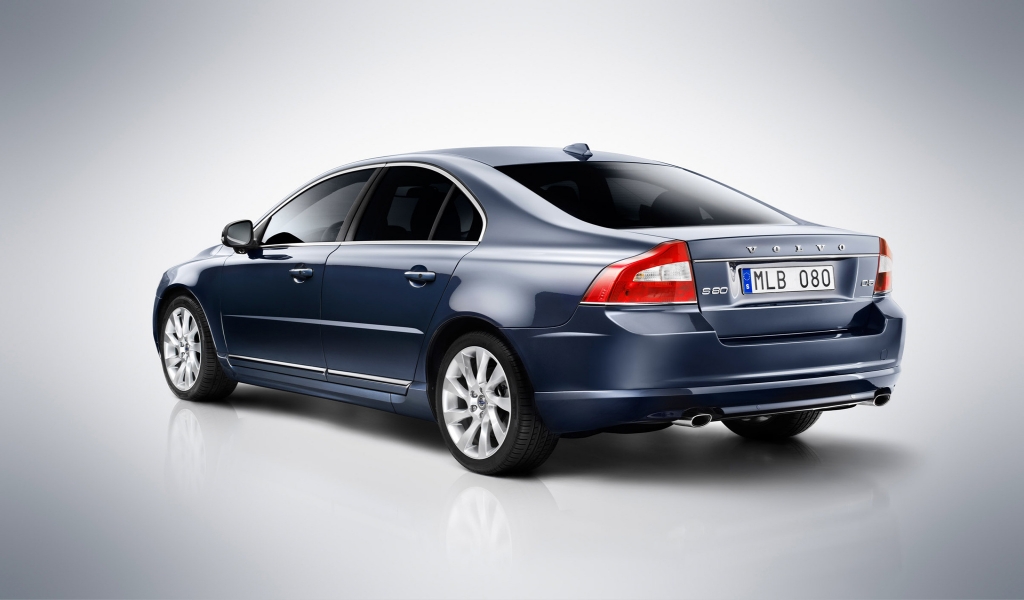 2012 Volvo S80 for 1024 x 600 widescreen resolution