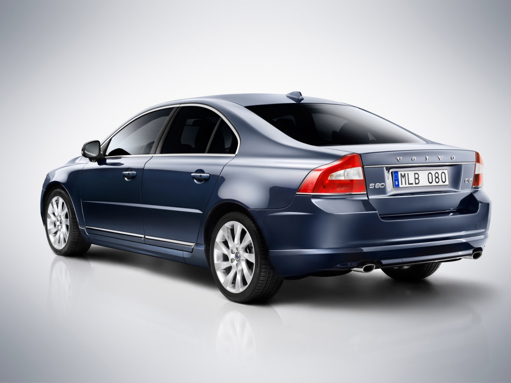 2012 Volvo S80 for 1024 x 768 resolution