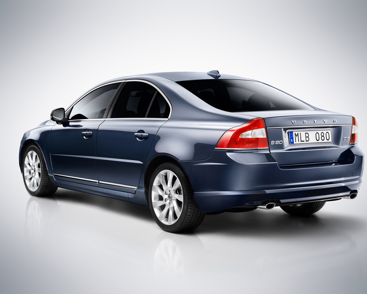 2012 Volvo S80 for 1280 x 1024 resolution