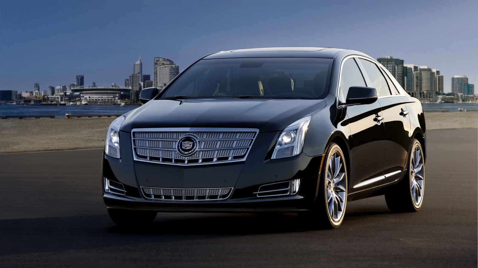 2013 Cadillac XTS for 1600 x 900 HDTV resolution