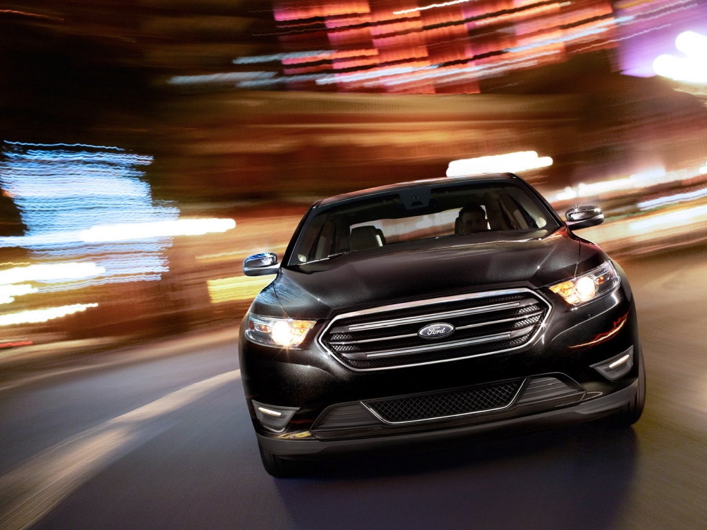 2013 Ford Taurus Limited for 1024 x 768 resolution