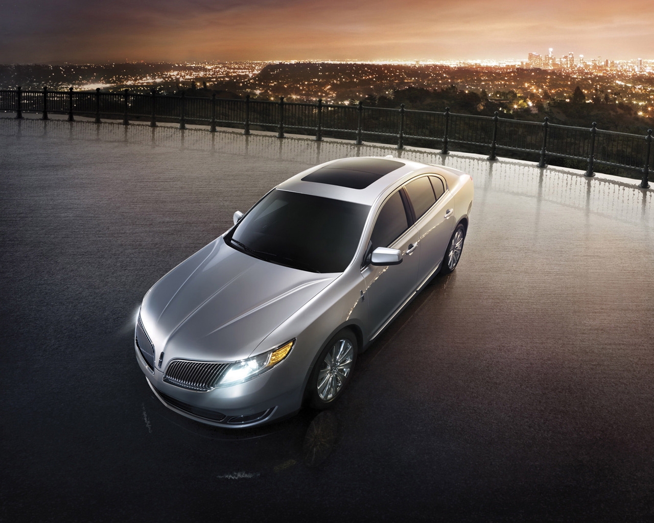 2013 Lincoln MKS for 1280 x 1024 resolution