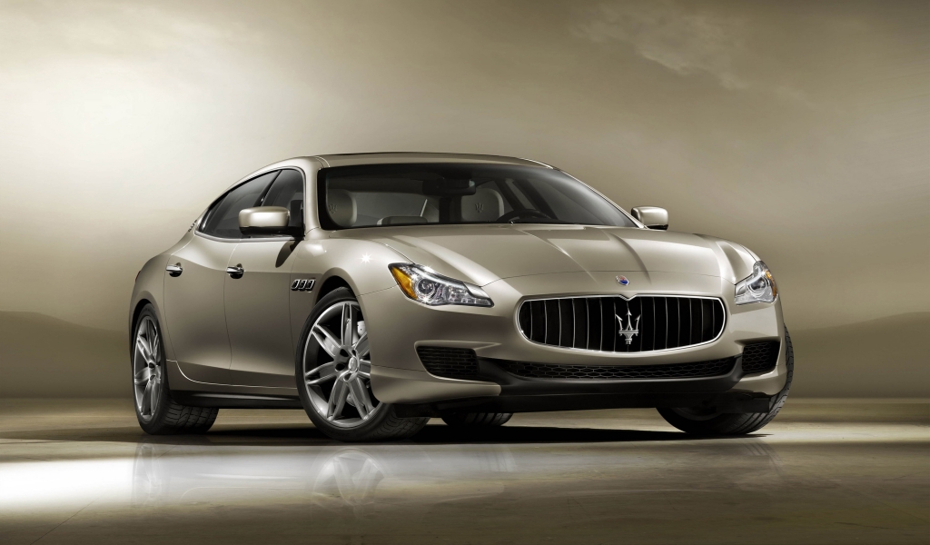 2013 Maserati Quattroporte Front for 1024 x 600 widescreen resolution