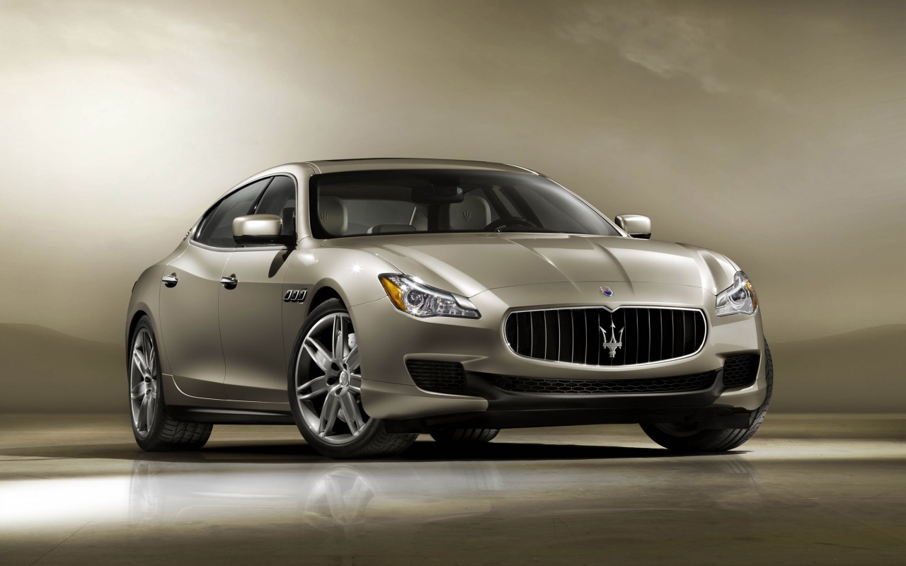 2013 Maserati Quattroporte Front for 1280 x 800 widescreen resolution