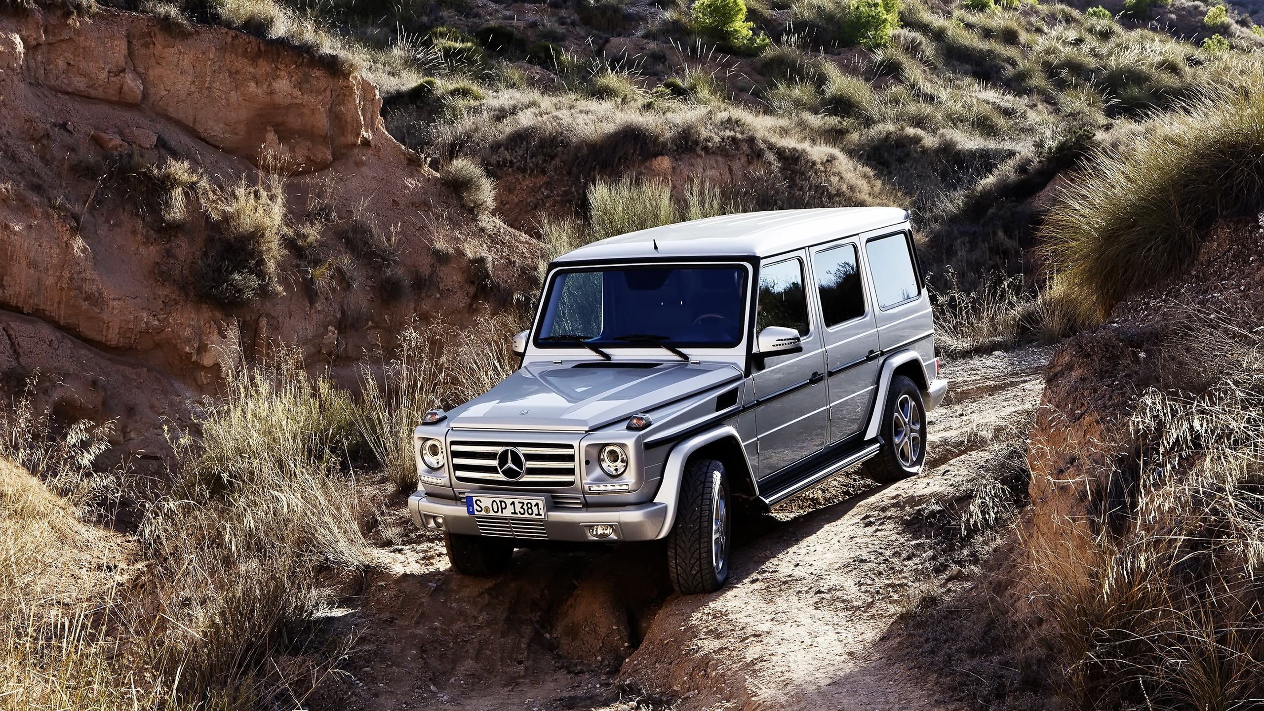2013 Mercedes Benz G Class Off Road for 2560x1440 HDTV resolution