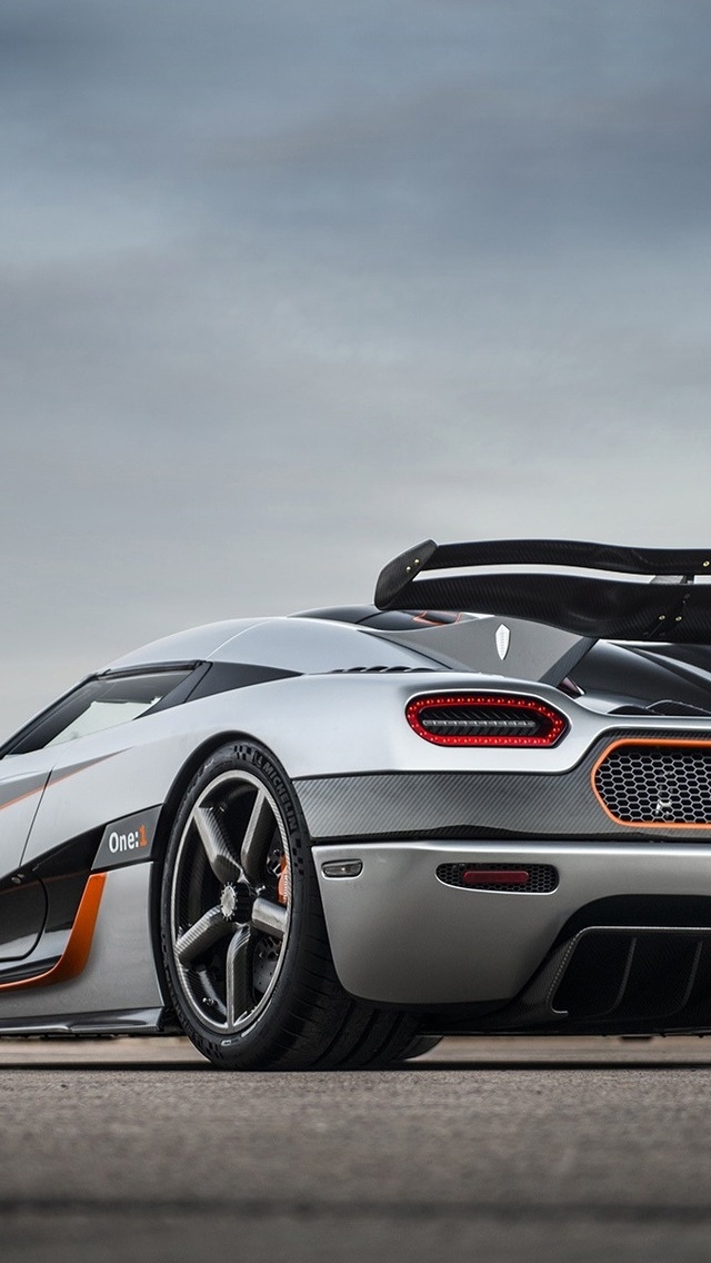 2014 Koenigsegg Agera One for 640 x 1136 iPhone 5 resolution
