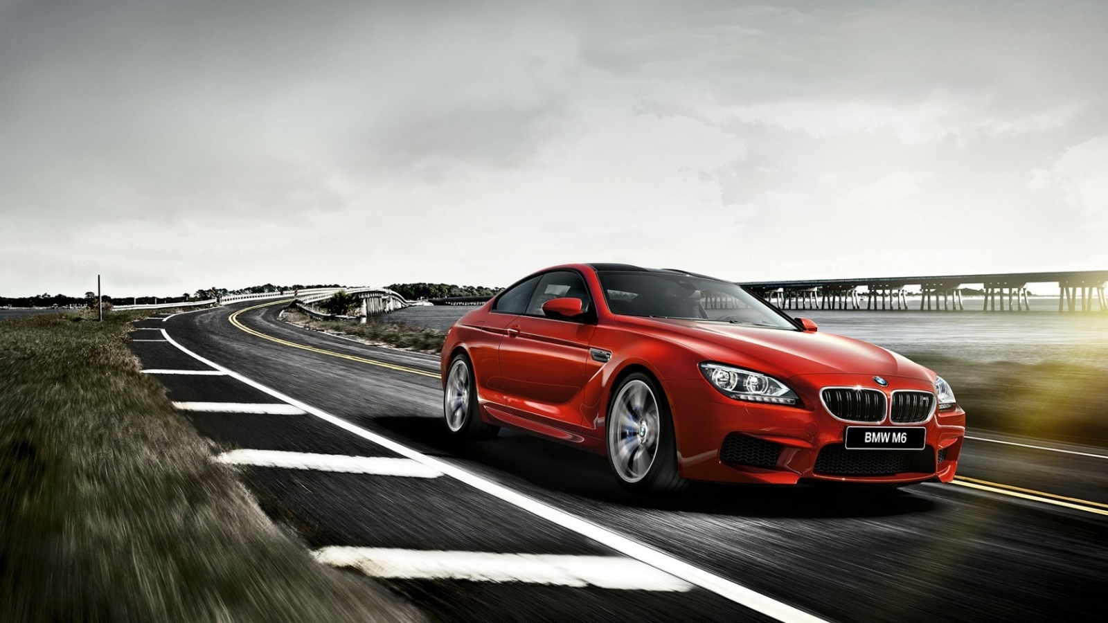 2015 BMW M6 F13 Coupe for 1600 x 900 HDTV resolution