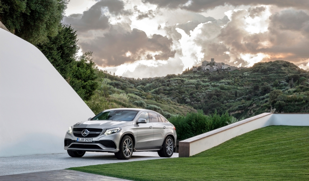 2015 Mercedes-AMG GLE 63 Coupe for 1024 x 600 widescreen resolution