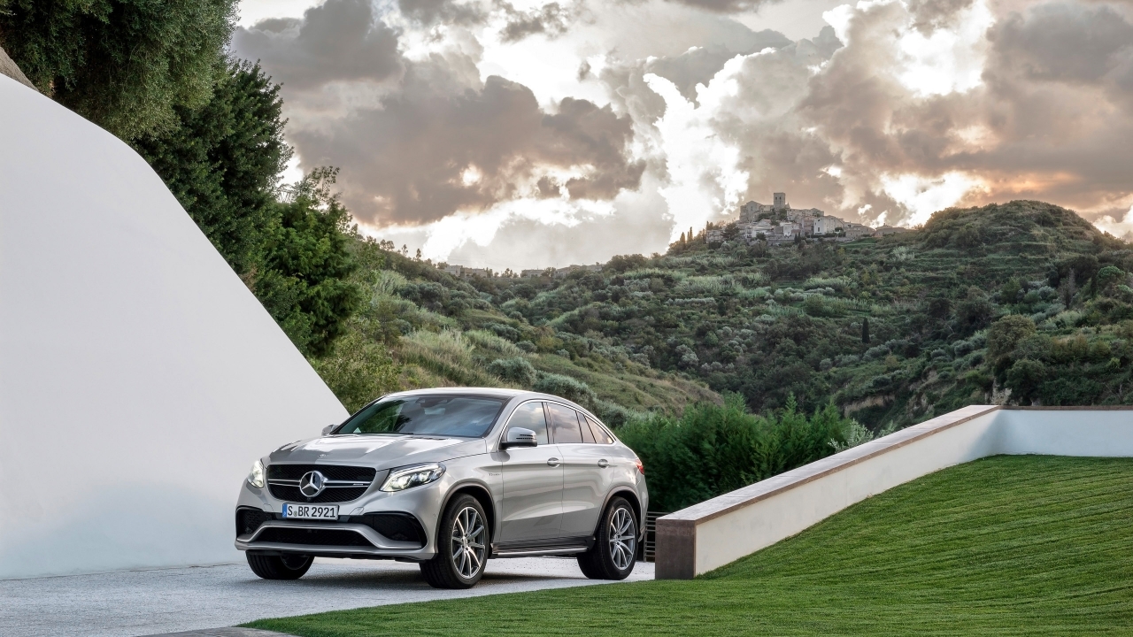 2015 Mercedes-AMG GLE 63 Coupe for 1280 x 720 HDTV 720p resolution
