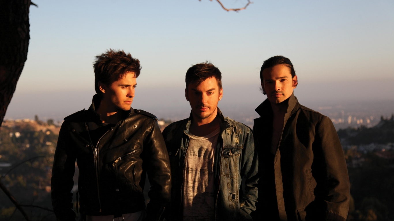 30 Seconds To Mars Band for 1366 x 768 HDTV resolution