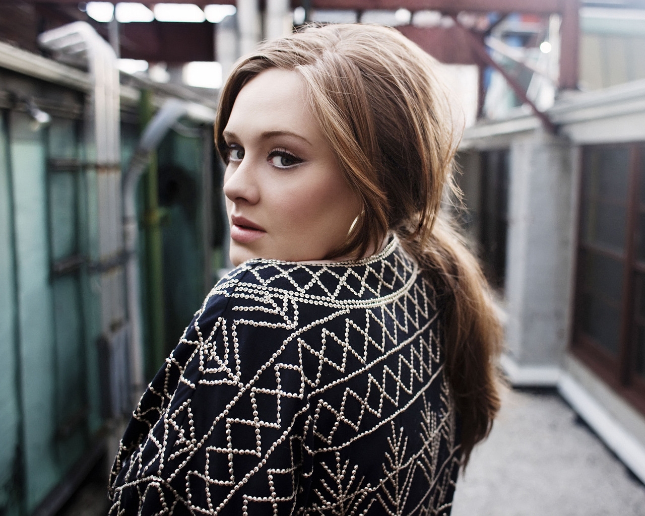Adele for 1280 x 1024 resolution