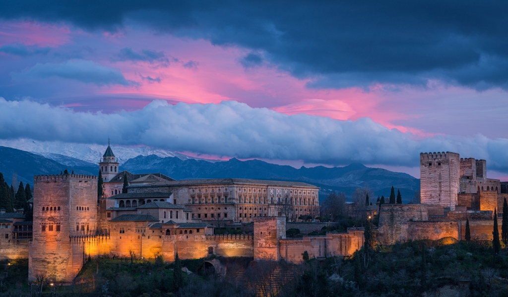 Alhambra Spain for 1024 x 600 widescreen resolution