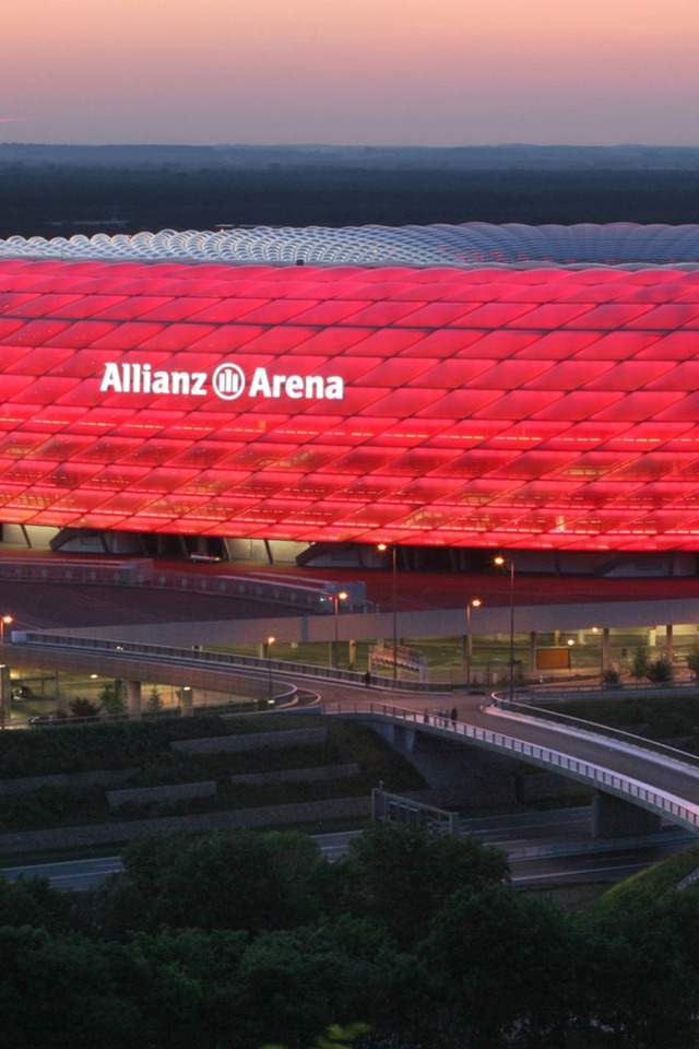 Allianz Arena for 640 x 960 iPhone 4 resolution