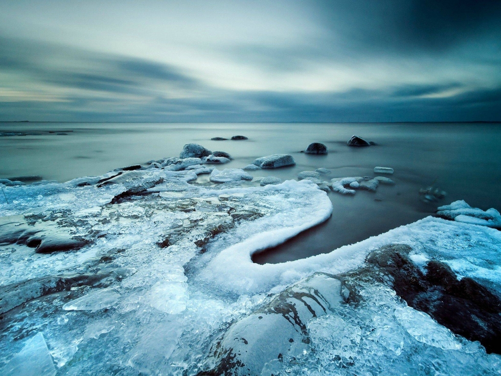 Amazing Frozen Stones for 1024 x 768 resolution