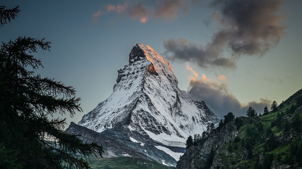 Amazing Mountain Peak for 1280 x 720 HDTV 720p resolution