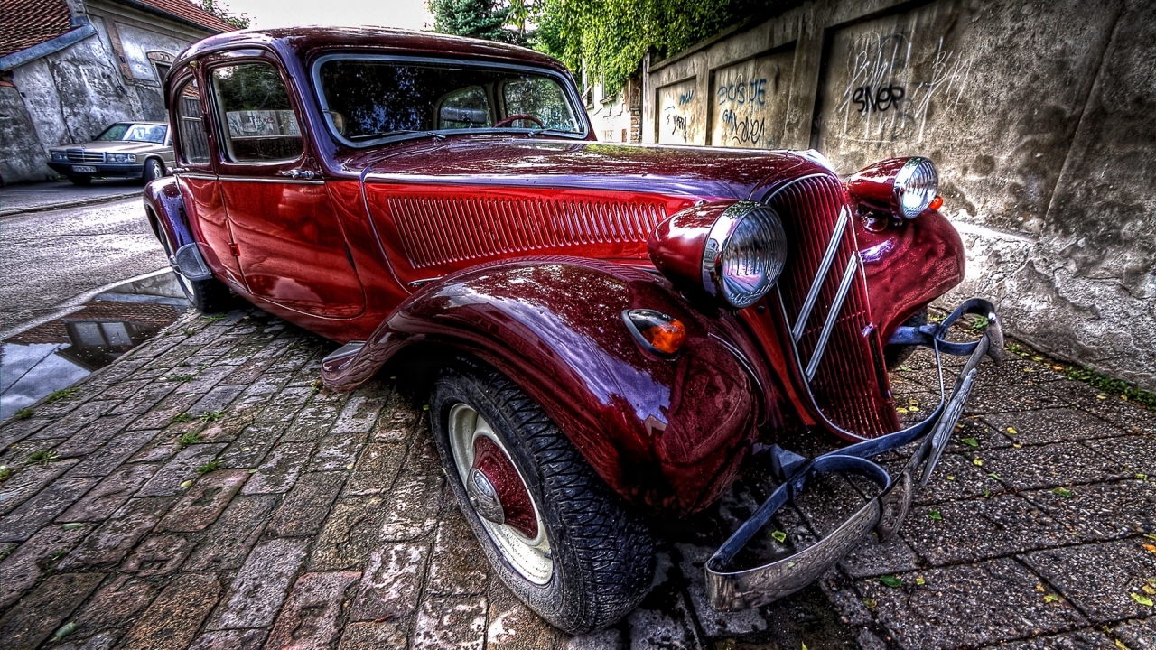 Amazing Old Car HDR for 1280 x 720 HDTV 720p resolution