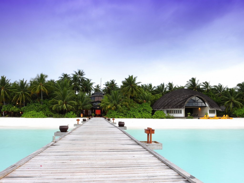 Angsana Velavaru Maldives for 1024 x 768 resolution