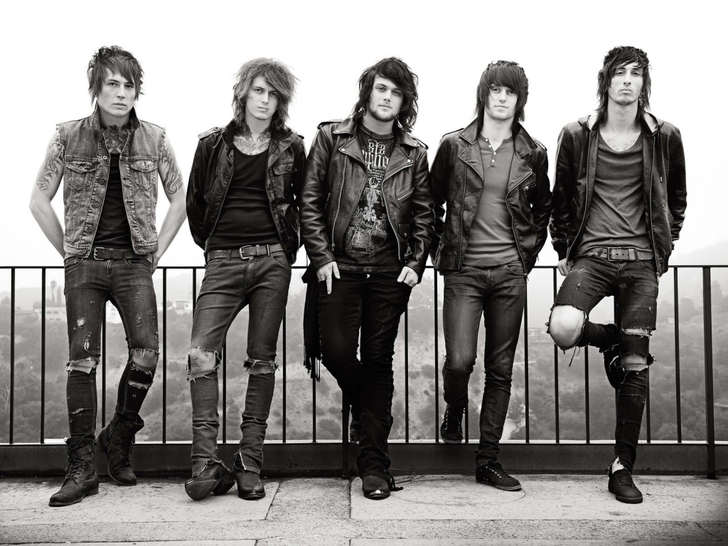 Asking Alexandria for 1024 x 768 resolution
