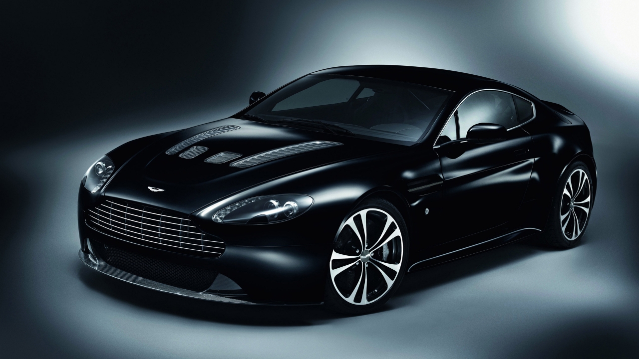 Aston Martin V12 Vantage Carbon Black for 1280 x 720 HDTV 720p resolution