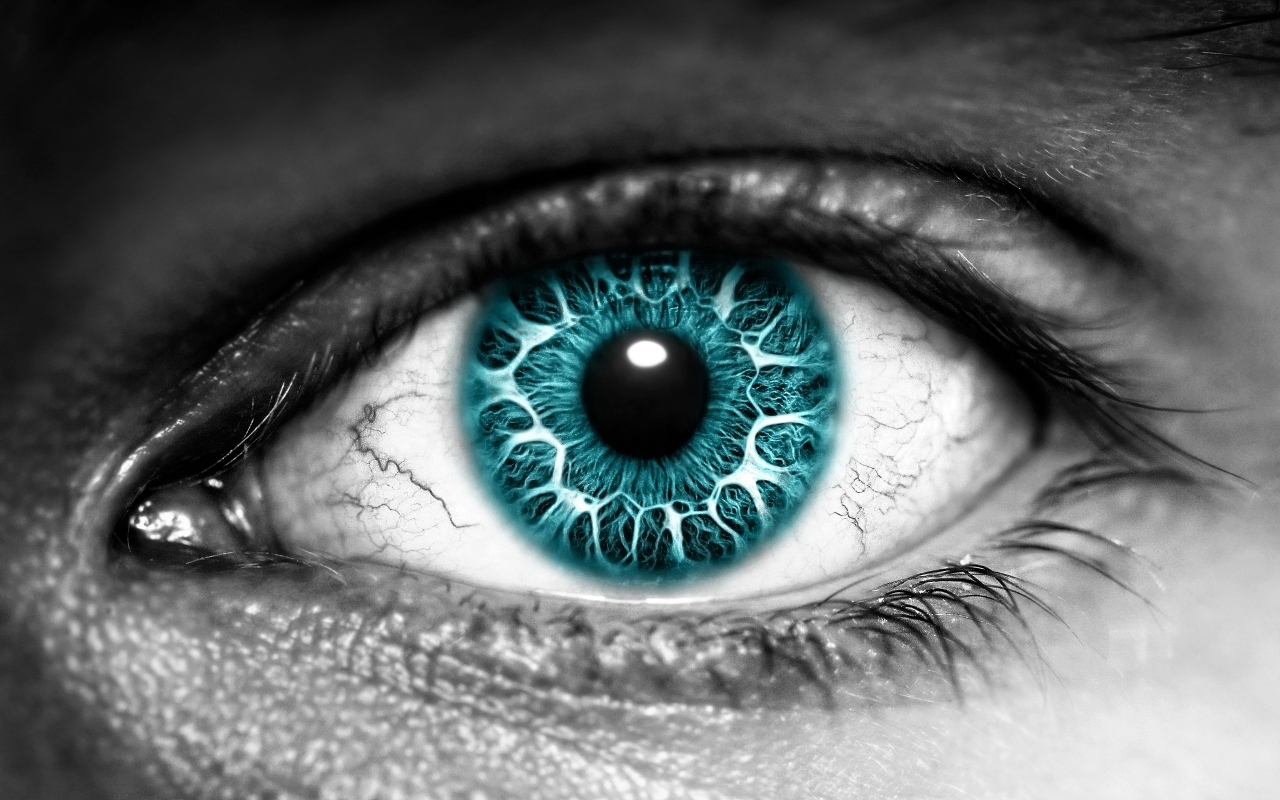 Azure Eye for 1280 x 800 widescreen resolution