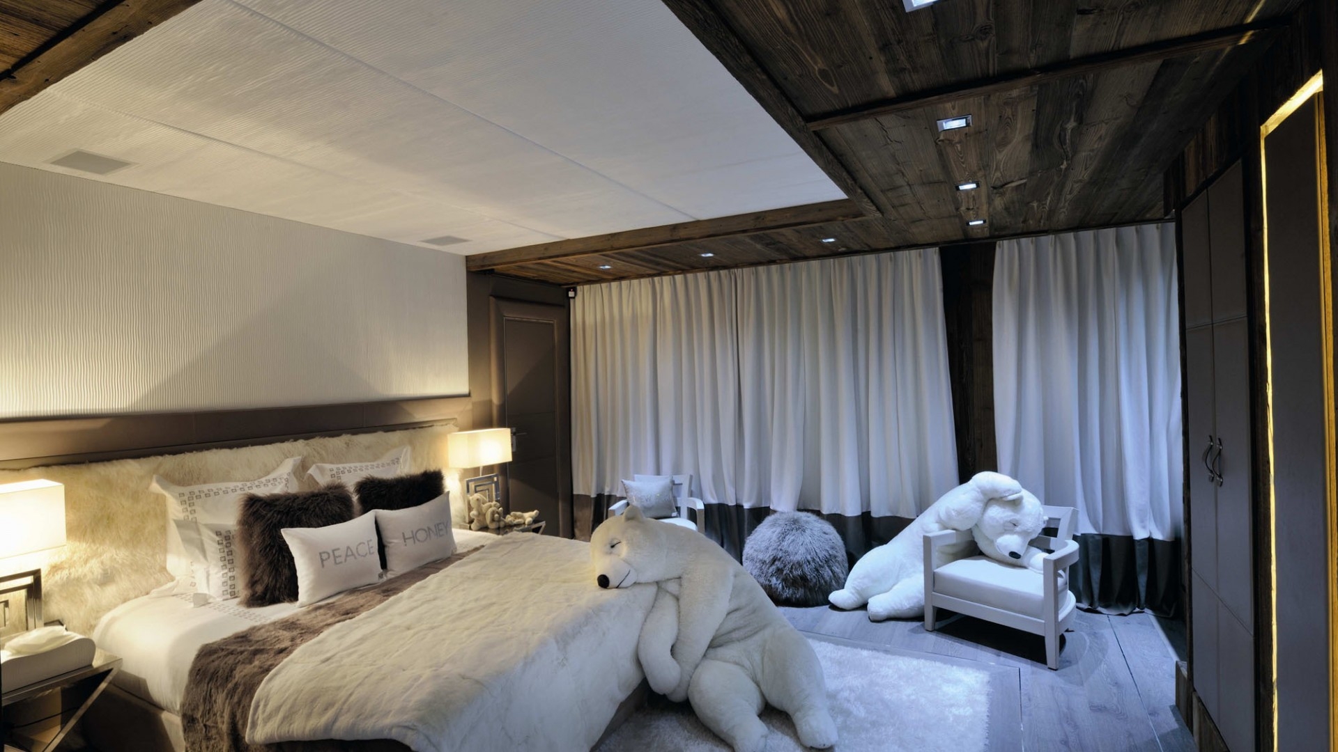 Bear Bedroom for 1920 x 1080 HDTV 1080p resolution