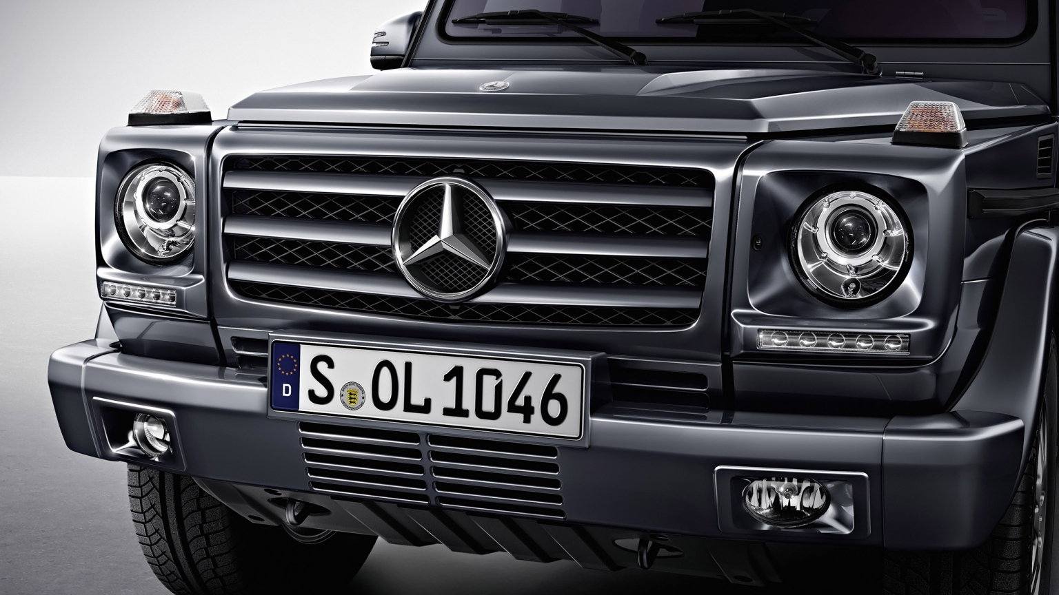 Beautiful Front of G Class for 1536 x 864 HDTV resolution