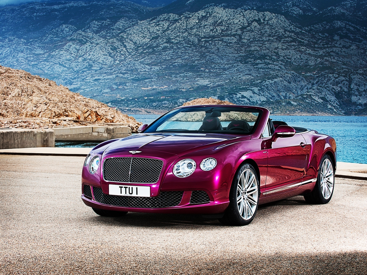 Bentley Continental GT Convertible 2013 for 1280 x 960 resolution