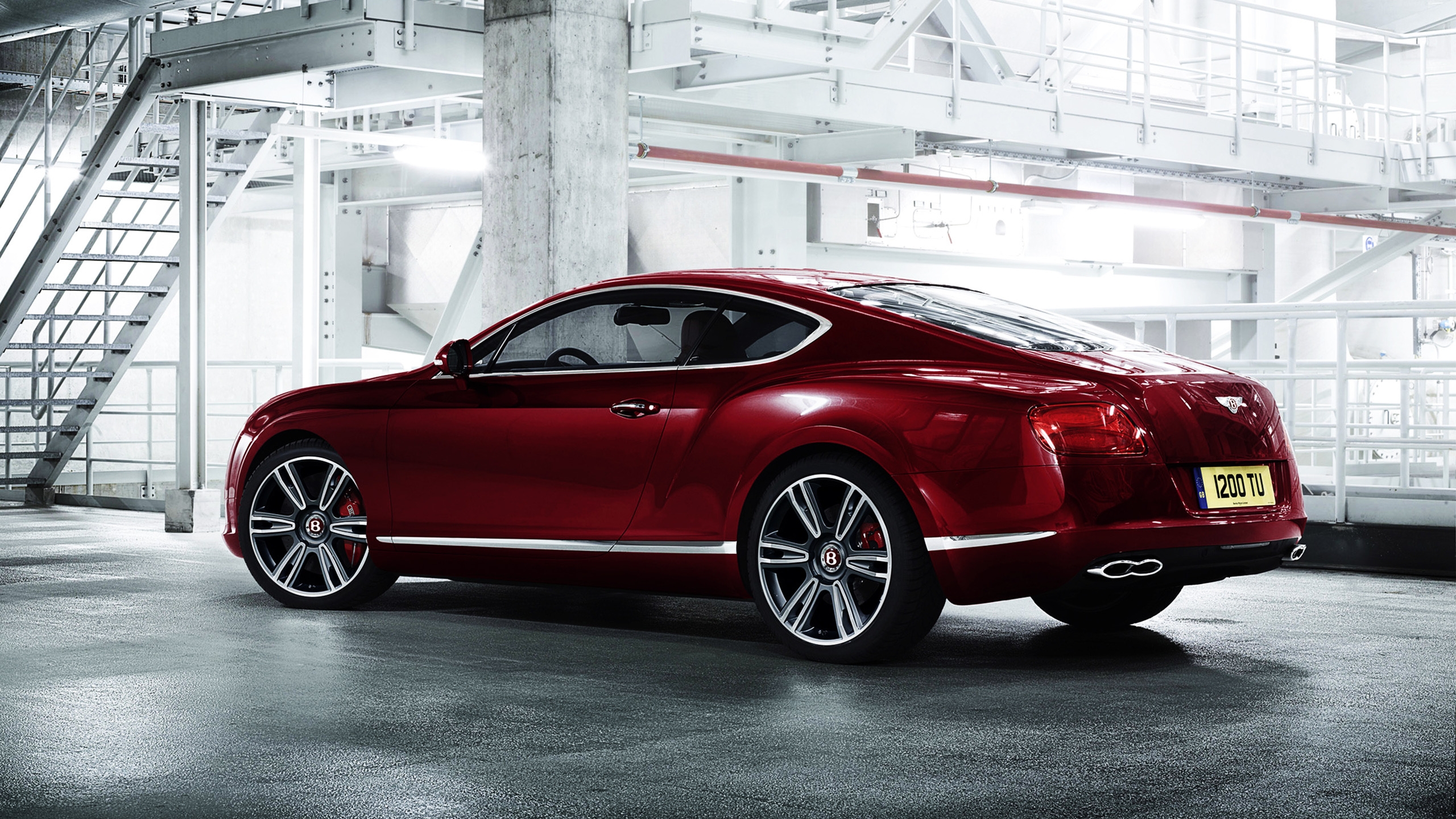 Bentley Continental V8 Side View for 2560x1440 HDTV resolution