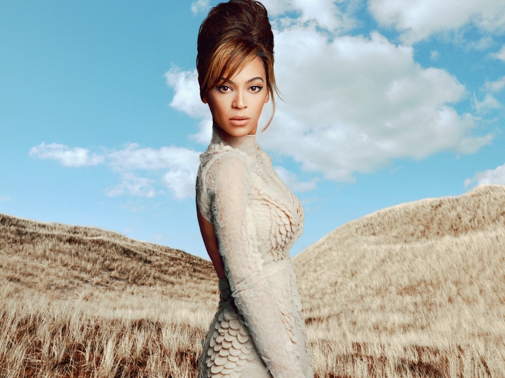 Beyonce Beautiful for 1024 x 768 resolution