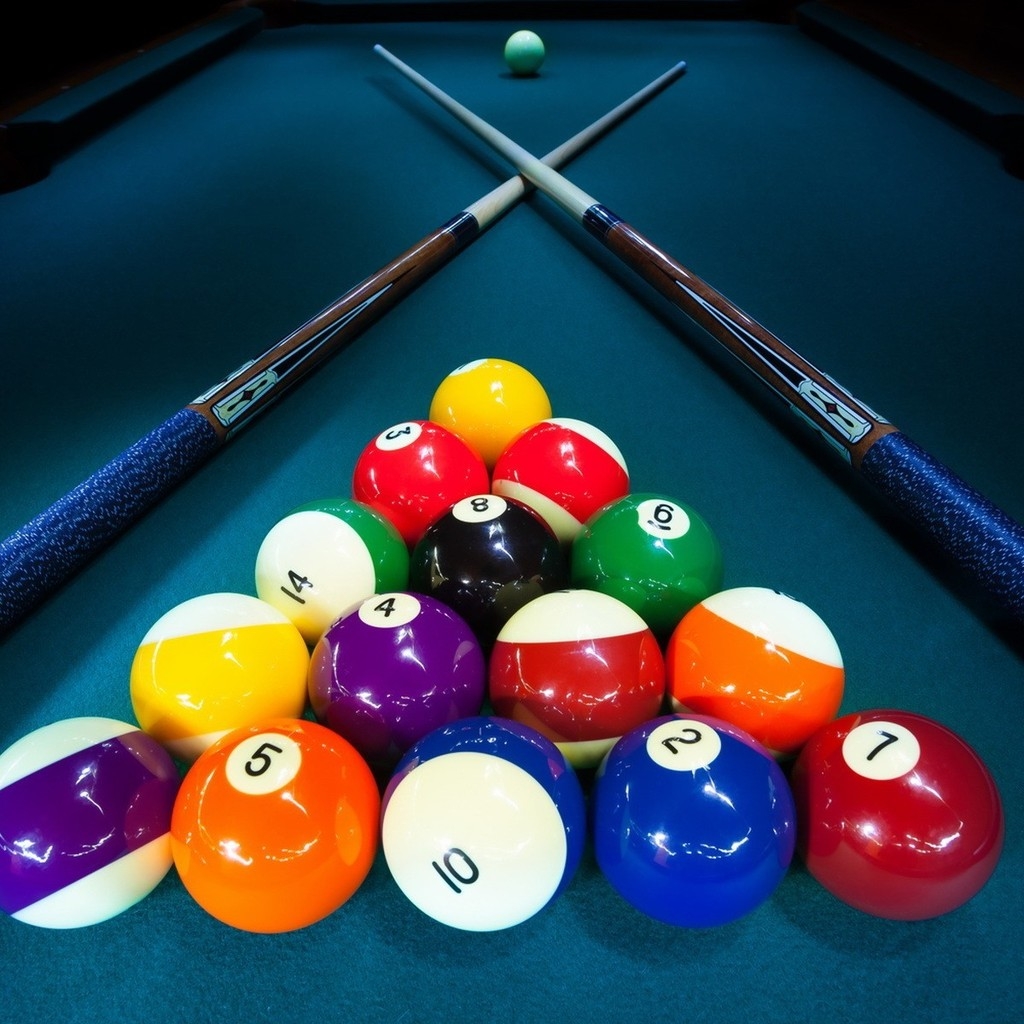 Billiards Game Table for 1024 x 1024 iPad resolution