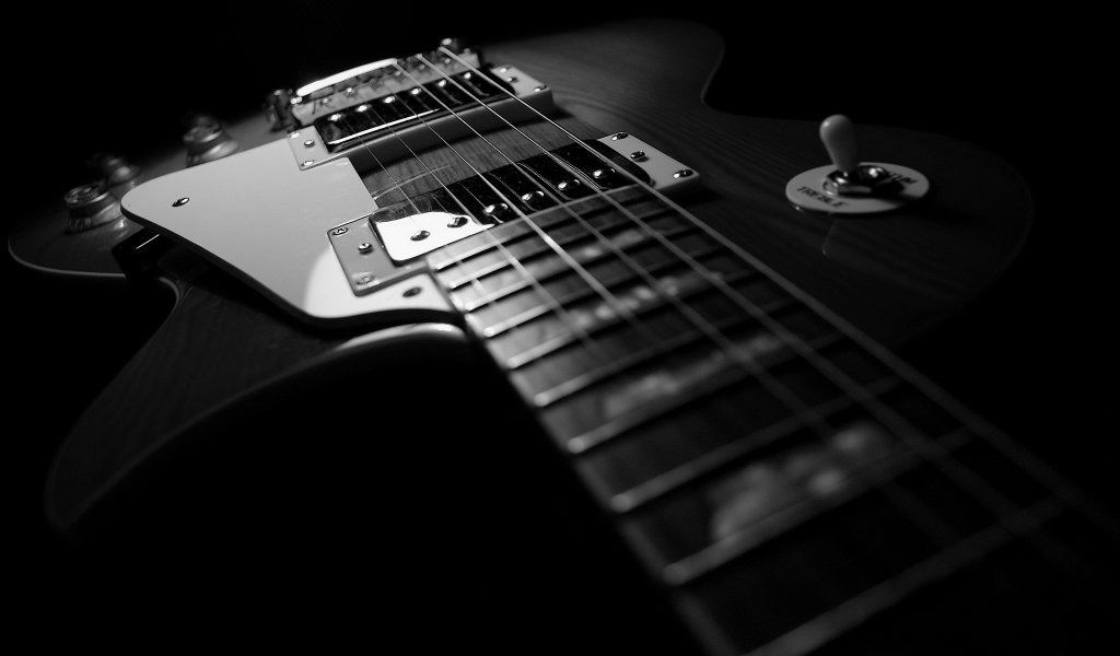 Black and White Guitar for 1024 x 600 widescreen resolution
