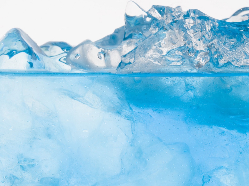 Blue Crystal Ice for 1024 x 768 resolution