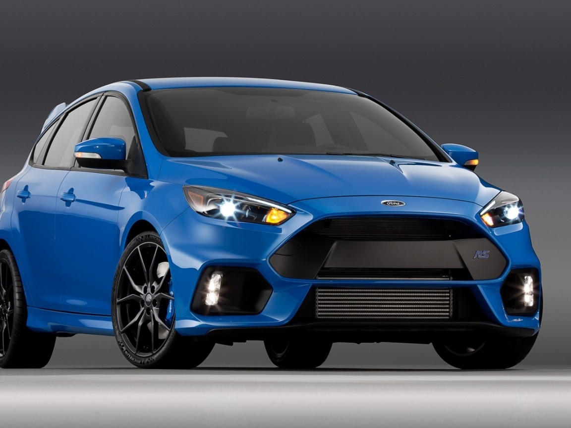 Blue Ford Focus RS  for 1152 x 864 resolution