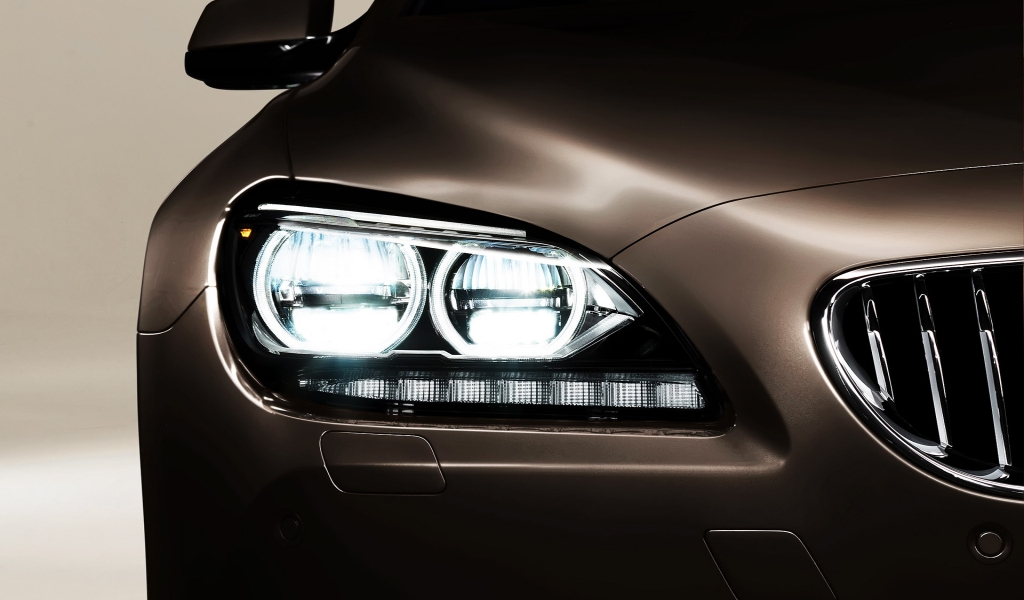 BMW 6 Series 2013 Headlight for 1024 x 600 widescreen resolution
