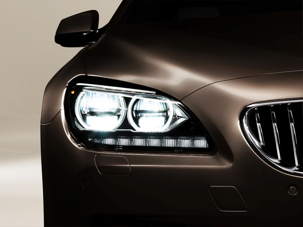 BMW 6 Series 2013 Headlight for 1024 x 768 resolution