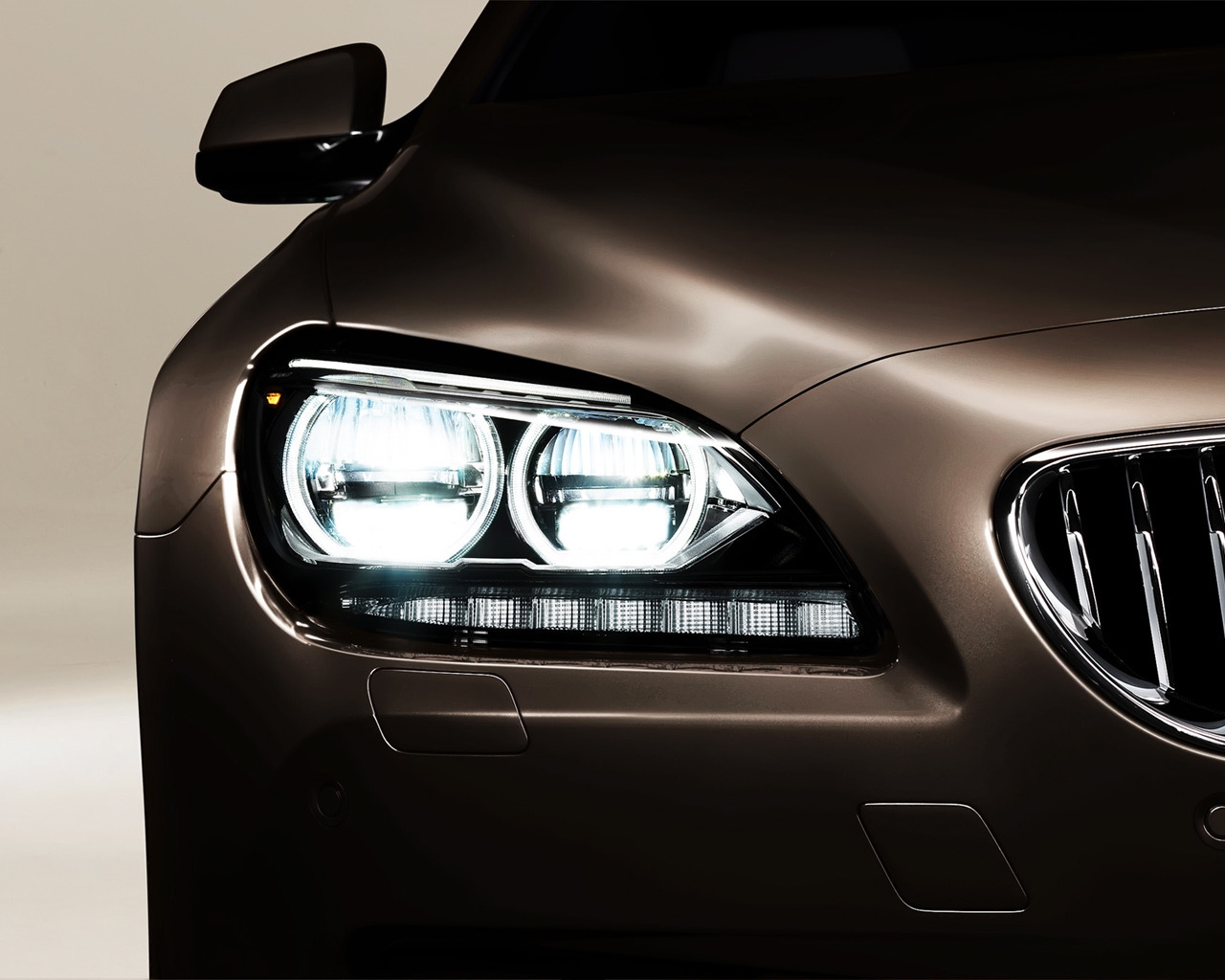 BMW 6 Series 2013 Headlight for 1280 x 1024 resolution