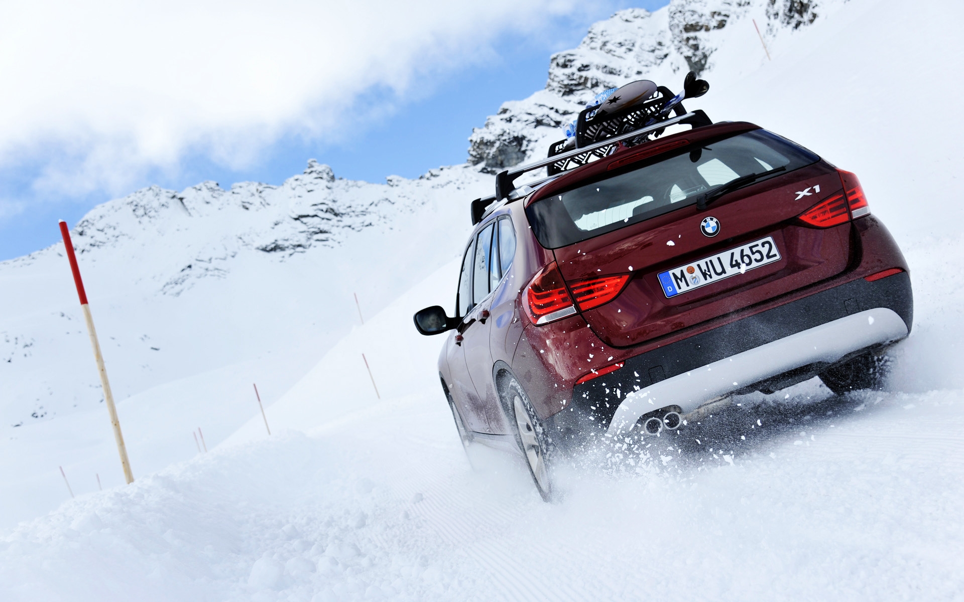 BMW X1 Snow for 1920 x 1200 widescreen resolution